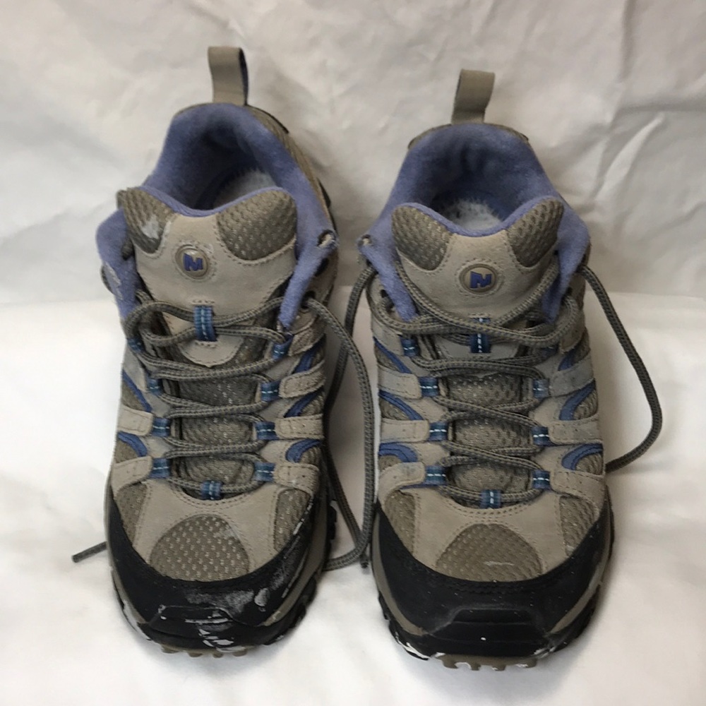 MERRELL.  7  Continuum women’s low hiking/trail.